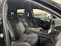 Renault Austral 200PK E-Tech Full Hybrid Esprit Alpine Automaat | 360 Camera | Elektrisch Verstelbare Stoelen | Apple CarPlay/Android Auto | Digital Cockpit | Climate Control | Stoelverwarming | Full LED | 20" Lichtmetalen Velgen |