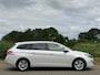 Peugeot 308 SW 1.2 e-THP Blue Lease Executive - Blanc Nacre - Panorama/Boekjes - Fris