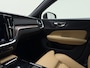Volvo V60 T8 390pk AWD Inscription / Panorama dak / Apple carplay / Trekhaak / Elektrische achterklep / Lederen bekleding /