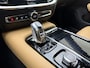 Volvo V60 T8 390pk AWD Inscription / Panorama dak / Apple carplay / Trekhaak / Elektrische achterklep / Lederen bekleding /