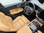 Volvo V60 T8 390pk AWD Inscription / Panorama dak / Apple carplay / Trekhaak / Elektrische achterklep / Lederen bekleding /