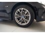 BMW 3-Serie Touring 320e Facelift Executive Sport Aut. [ LED Stoelverwarming Navi Camera Leder ]