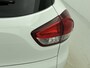 Renault Clio Estate 0.9 TCe Limited 90PK / Pdc. / Airco / Navigatie / Radio multimedia / Apk 06-2028