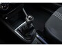 Renault Clio 1.2 TCe Intens 120 Pk | GT-Line Pakket | Stoelverwarming | Keyless Entry & Start | Navigatie | Cruise Control