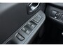 Renault Clio 1.2 TCe Intens 120 Pk | GT-Line Pakket | Stoelverwarming | Keyless Entry & Start | Navigatie | Cruise Control
