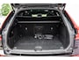 Volvo XC60 2.0 T6 Plug-in Hybrid AWD Plus Dark | PHEV Long Range | Harman Kardon Audio | Achteruitrijcamera | Parkeersensoren | Panoramadak | Lichtmetalen Velgen 20 inch | Sportstoelen | Stoelverwarming voor en achter | Keyless Entry | Elektrische Achterklep | Elektrisch Verstelbare Voorstoelen | Navigatie