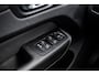 Volvo XC60 2.0 T6 Plug-in Hybrid AWD Plus Dark | PHEV Long Range | Harman Kardon Audio | Achteruitrijcamera | Parkeersensoren | Panoramadak | Lichtmetalen Velgen 20 inch | Sportstoelen | Stoelverwarming voor en achter | Keyless Entry | Elektrische Achterklep | Elektrisch Verstelbare Voorstoelen | Navigatie