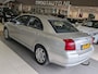 Toyota Avensis 1.6 VVTi Linea Terra NAP, Trekhaak, Airco, Stuurbekrachtiging