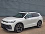 Volkswagen Tiguan 1.5 eTSI R-Line Business Full/ Pano/Trekhaak/Keyless/Grote scherm/Full