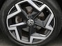 Volkswagen Golf 1.5 eTSI R-Line Edition