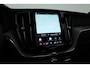 Volvo XC60 2.0 T6 Plug-in hybrid AWD Plus Black Edition | Rijklaar! | S/K-Dak | Bliss | Leder+Memory | Adapt. Cruise | Stoel-Stuurverw. | Verw. Ruit | Dig. Cockpit | Google | 360*+PDC | LED | 21'' | Elek. Klep V