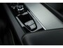 Volvo XC60 2.0 T6 Plug-in hybrid AWD Plus Black Edition | Rijklaar! | S/K-Dak | Bliss | Leder+Memory | Adapt. Cruise | Stoel-Stuurverw. | Verw. Ruit | Dig. Cockpit | Google | 360*+PDC | LED | 21'' | Elek. Klep V
