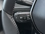 Peugeot e-2008 EV Allure Avantage 54 kWh Vision Plus Pakket / SOH 96% / Camera / Navigatie