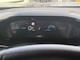 Peugeot e-2008 EV Allure Avantage 54 kWh Vision Plus Pakket / SOH 96% / Camera / Navigatie