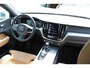 Volvo XC60 2.0 T5 AWD Inscription | | Verwarmbare voorstoelen | Apple Carplay | Android Auto | Semi elektrische trekhaak | Cruise Control | Geheugenfunctie bestuurdersstoel| alarmklasse 3| Park Assist voor en achter