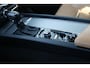 Volvo XC60 2.0 T5 AWD Inscription | | Verwarmbare voorstoelen | Apple Carplay | Android Auto | Semi elektrische trekhaak | Cruise Control | Geheugenfunctie bestuurdersstoel| alarmklasse 3| Park Assist voor en achter