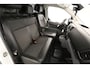 Opel Vivaro-e L3H1 Innovation 75 kWh | Snelladen | SOH 89% | Clima | Cruise | Carplay | 3 Zits | 2xSchuifdeur | Parkeersens.