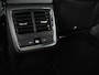 Skoda Enyaq iV 60 | SOH 92.1% | Trekhaak | Stuur/stoel verwarming | Half Leder | Cruise control | Camera | Carplay | Standkachel | Sfeerverlichting | 21''