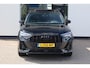 Audi Q3 45 TFSI e S edition MF Sportstuur afgevlakt, panoramadak, verwarmbare voorstoelen, comfortsleutel, autmatisch dimmende binnenspiegel, Optiek pakket zwart, 20" LM velgen, hout klavierlak zwart, spiegels automatisch dimmend, Audi virtueel cockpit Plus, Bang & Olufsen, 360 graden cameras, Bekleding twinleder S-Line, Adaptive cruise control, Matrix LED koplampen, Privacy Glas, Ambiente verlichting Plus