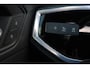Audi Q3 45 TFSI e S edition MF Sportstuur afgevlakt, panoramadak, verwarmbare voorstoelen, comfortsleutel, autmatisch dimmende binnenspiegel, Optiek pakket zwart, 20" LM velgen, hout klavierlak zwart, spiegels automatisch dimmend, Audi virtueel cockpit Plus, Bang & Olufsen, 360 graden cameras, Bekleding twinleder S-Line, Adaptive cruise control, Matrix LED koplampen, Privacy Glas, Ambiente verlichting Plus