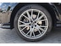 Audi Q3 45 TFSI e S edition MF Sportstuur afgevlakt, panoramadak, verwarmbare voorstoelen, comfortsleutel, autmatisch dimmende binnenspiegel, Optiek pakket zwart, 20" LM velgen, hout klavierlak zwart, spiegels automatisch dimmend, Audi virtueel cockpit Plus, Bang & Olufsen, 360 graden cameras, Bekleding twinleder S-Line, Adaptive cruise control, Matrix LED koplampen, Privacy Glas, Ambiente verlichting Plus