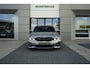 BMW 3-Serie 318i Executive Edition | Head-up display |