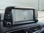 Hyundai Kona 1.0T Essence / Dealer Onderhouden / Trekhaak / 1200KG Trekgewicht / Navigatie / Achteruitrijcamera / Krell Audio / Parkeersensoren Achter / All-Season Banden /