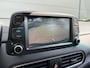 Hyundai Kona 1.0T Essence / Dealer Onderhouden / Trekhaak / 1200KG Trekgewicht / Navigatie / Achteruitrijcamera / Krell Audio / Parkeersensoren Achter / All-Season Banden /