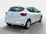 Dacia Sandero 90PK TCe Comfort | 1e eigenaar | Navi | Parkeersensoren | Apple CarPlay/Android Auto | Airco | Cruise Control | Armsteun | Elektrische Ramen & Spiegels | Licht & Regen Sensor |