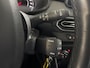 Dacia Sandero 90PK TCe Comfort | 1e eigenaar | Navi | Parkeersensoren | Apple CarPlay/Android Auto | Airco | Cruise Control | Armsteun | Elektrische Ramen & Spiegels | Licht & Regen Sensor |