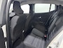 Dacia Sandero 90PK TCe Comfort | 1e eigenaar | Navi | Parkeersensoren | Apple CarPlay/Android Auto | Airco | Cruise Control | Armsteun | Elektrische Ramen & Spiegels | Licht & Regen Sensor |