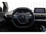 Peugeot 3008 1.2 PureTech Active Avantage | Incl. 12 maanden garantie | Apple carplay/Android auto | Trekhaak afneembaar | Cruise control | Parkeercamera | Navigatie | Climate control | DAB radio |