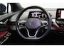 Volkswagen ID.4 Life 77 kWh 204 PK, SOH 92 %, Adap. Cruise Control, Warmtepomp, Carplay, Navigatie, Winterpakket