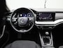 Skoda Octavia Combi 1.5 TSI First Edition | Virtual cockpit | Parkeer sensoren | Elec. achterklep | Navigatie | Stoel verwarming | Cruise control | Apple carplay