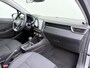 Renault Clio 1.6 E-Tech Hybrid Keyless Apple/Android Lane-dep. CruiseControl Usb Navi Regensensor Aut.Verlichting Isofix Ecc Pdc Dab Bordherkenning Elek.Ramen/Spiegels 140 Zen
