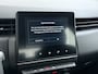 Renault Clio 1.6 E-Tech Hybrid Keyless Apple/Android Lane-dep. CruiseControl Usb Navi Regensensor Aut.Verlichting Isofix Ecc Pdc Dab Bordherkenning Elek.Ramen/Spiegels 140 Zen