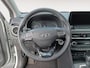 Hyundai Kona 1.6 GDI HEV Premium | Trekhaak | Apple Carplay/Android Auto | Adaptive cruise control | Dodenhoek herkenning | Leren bekleding