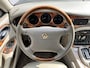 Jaguar Daimler 4.0 V8 TOPSTAAT, YOUNGTIMER, Beige Leder, Stoelverwarming V+A, Elektrische Stoelen V+A, Climate Control, Cruise Control, Apple Carplay, (MET GARANTIE*)