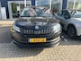 Skoda Kodiaq 1.5 TSI Sportline Business 150 PK | Automaat | Matrix LED Koplampen | Apple Carplay/Android Auto | Panorama dak | Navigatie | Keyless-Entry | Achteruitrijcamera | Parkeersensoren | Lichtmetalen velgen|