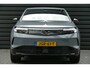 Opel Grandland Electric EV 73KWH 213PK BUSINESS EDITION AUTOMAAT / CAMERA V+A / PANO.DAK / ELEKTR. ACHTERKLEP / KEYLESS / FULL-LED / 19"LMV / NAVI / CLIMA / PDC / BLUETOOTH / ADAPT.CRUISECONTROL / 1E EIGENAAR / SCHITTERENDE STAAT !!