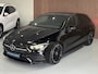 Mercedes-Benz CLA Shooting Brake 200 Business Solution AMG Automaat / Navigatie full map / Camera / Cruise control