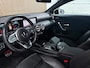 Mercedes-Benz CLA Shooting Brake 200 Business Solution AMG Automaat / Navigatie full map / Camera / Cruise control