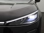 Volkswagen T-Roc 1.5 eTsi R-Line First Edition 150PK 150PK DSG Pano-Schuifdak, Trekhaak, Black Style, 20" LM Velgen, Keyless, Side Asisst, Matrix LED, Achteruitrijcamera, Memory-stoelen, Harman Kardon, Leder
