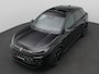 Volkswagen T-Roc 1.5 eTsi R-Line First Edition 150PK 150PK DSG Pano-Schuifdak, Trekhaak, Black Style, 20" LM Velgen, Keyless, Side Asisst, Matrix LED, Achteruitrijcamera, Memory-stoelen, Harman Kardon, Leder
