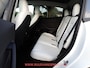 Tesla Model Y Long Range AWD 75kWh 90%SOH TREKHAAK + 20-INCH / PREMIUM-WHITE INTERIEUR