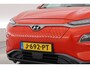 Hyundai Kona Electric EV Premium 64 kWh | |Rijklaar ! |SOH 96.6% | Warmtepomp | HUD | Krell | Adapt. Cruise | Camera | Stoel- Stuurverw. | Keyless | Leder