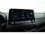 Hyundai Kona Electric EV Premium 64 kWh | |Rijklaar ! |SOH 96.6% | Warmtepomp | HUD | Krell | Adapt. Cruise | Camera | Stoel- Stuurverw. | Keyless | Leder