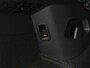 Volkswagen Golf 1.5 eTSI Life Edition 116pk DSG | Navigatie | Cruise control | Stoel- & Stuurverwarming | Trekhaak | App-Connect | Lichtmetalen velgen |