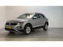 Volkswagen T-Roc 1.5 TSI 150pk DSG Life Navigatie Trekhaak Parkeersensoren App-Connect DAB+
