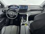 Peugeot 3008 SUV 300 pk HYbrid4 Allure | Accu 92% | Trekhaak | Navigatie | Carplay | Camera | Dodehoekbewaking | Stoelverwarming voor